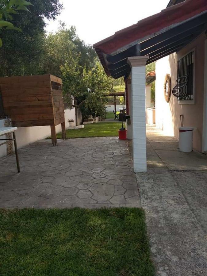 מרטיאס Villa Thanos מראה חיצוני תמונה